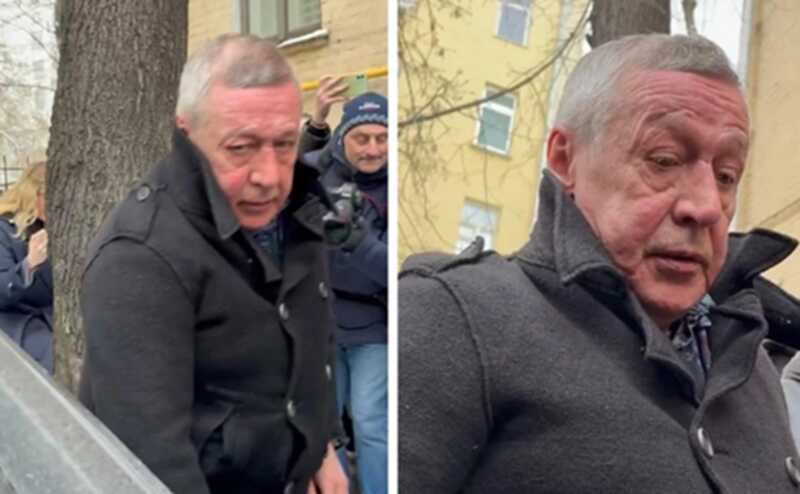 Актера Михаила Ефремова заметили в общественном транспорте
