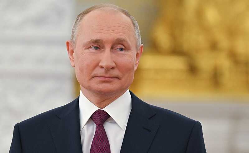 Путин дважды неправильно произнес фамилию композитора Пахмутовой