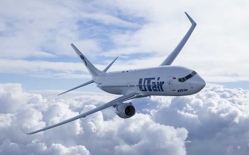 Самолет авиакомпании Utair, у которого отказал один из двигателей, совершил посадку в ЯНАО