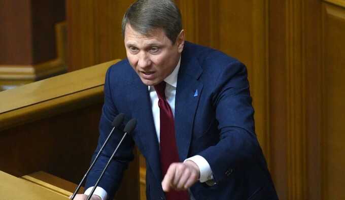 Дубай вместо тюрьмы: депутат в розыске Сергей Шахов заседает в Раде из апартаментов в Al Barari