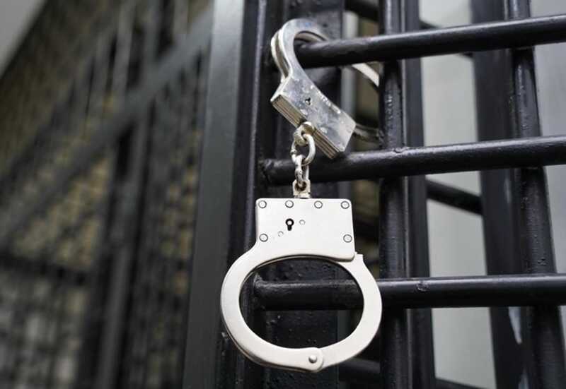 Адвокат Скрыпник, которого обвиняют в мошенничестве, отправился на «СВО», в результате чего ход дела был приостановлен