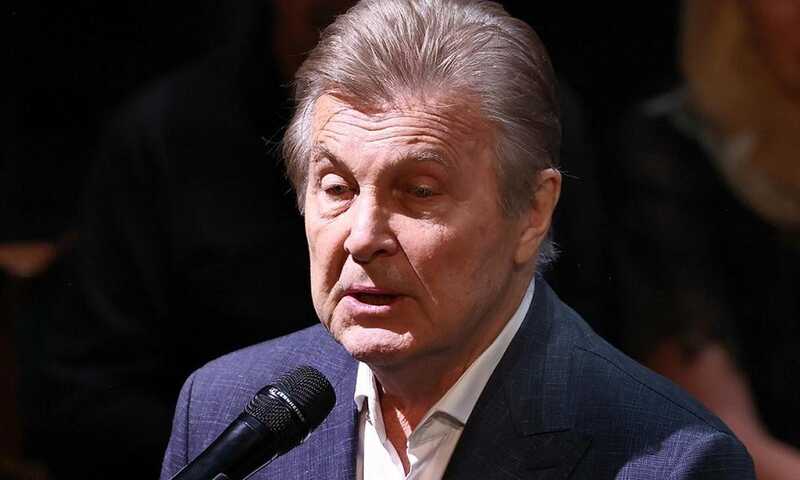 Лев Лещенко выразил недовольство предложением устраивать бесплатные концерты 9 мая