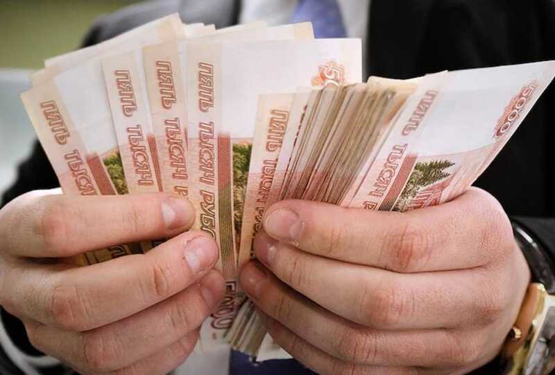 Администрация Президента России усиливает контроль над средствами массовой информации крупных финансово-промышленных групп