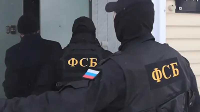 Сотрудники силовых ведомств в России выявили и закрыли 62 нелегальных мастерских, занимающихся производством оружия