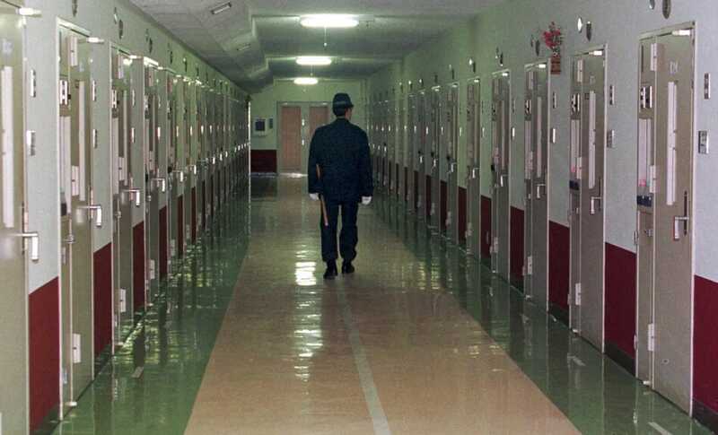 Японские власти привели в исполнение смертный приговор серийному убийце, который заманивал своих жертв через социальные сети