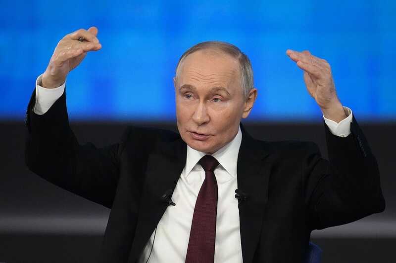 Путин пообещал уменьшить военные расходы из-за перегруженности бюджета