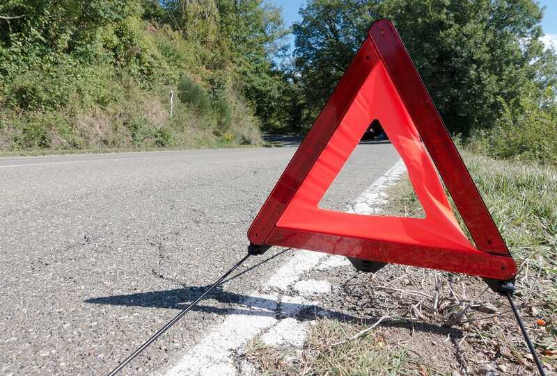 Два человека погибли при столкновении военного грузовика и «Фольксвагена» в Подмосковье