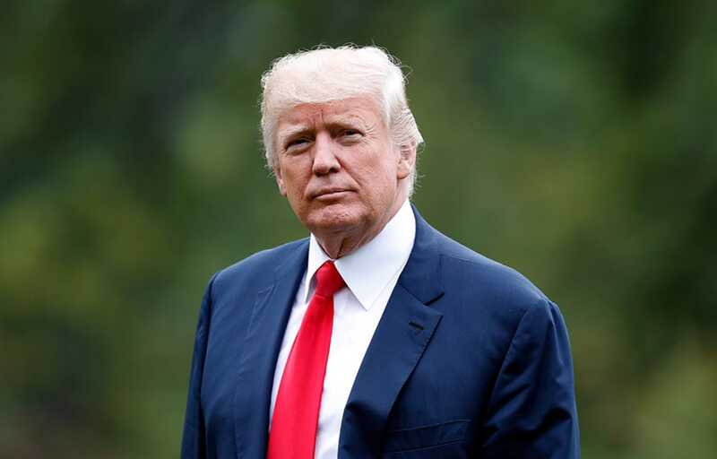 Трамп продолжает изменять образ: президента изобразили суперменом на странице Белого дома