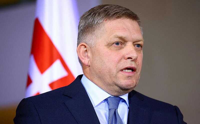 Роберт Фицо потребовал, чтобы Словакия была исключена из антироссийских санкций по газу
