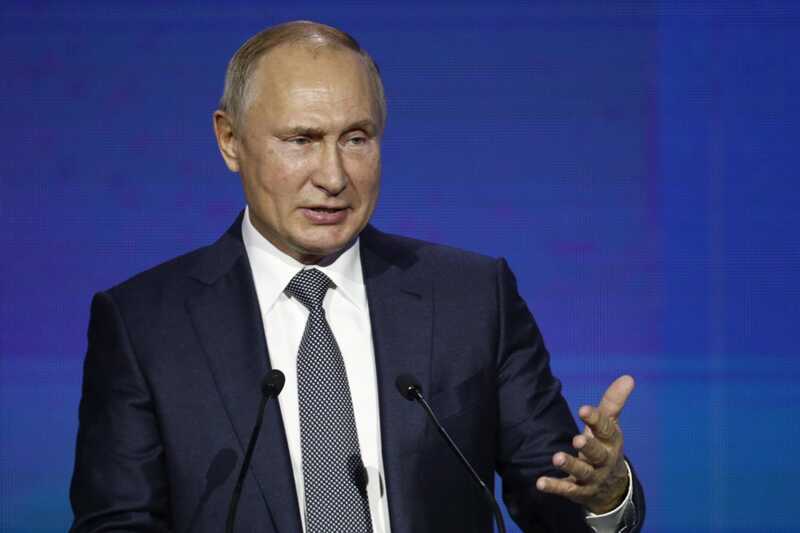 Путин отреагировал на повышение цен на автомобили шуткой и заверением в поддержке автопрома