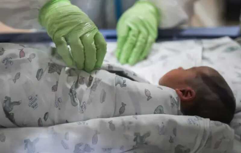 В Индонезии задержали 12 человек за торговлю детьми с Сингапуром