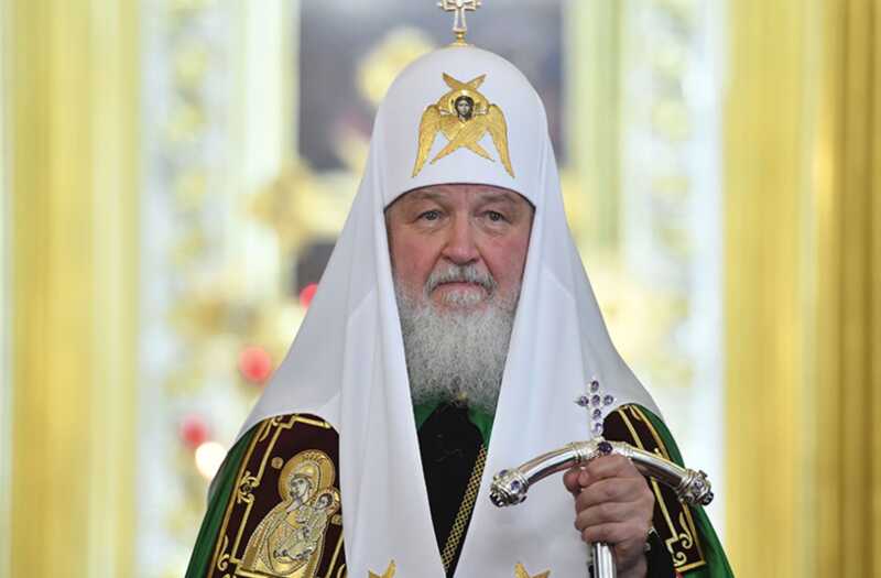 Патриарх Кирилл выражает надежду на воцарение мира и укрепление сотрудничества после встречи Путина и Трампа