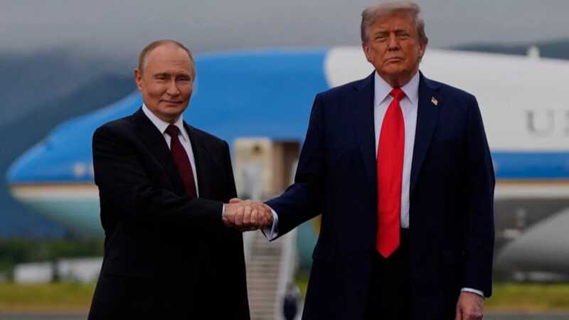 Путин говорил с Трампом без помощи переводчика
