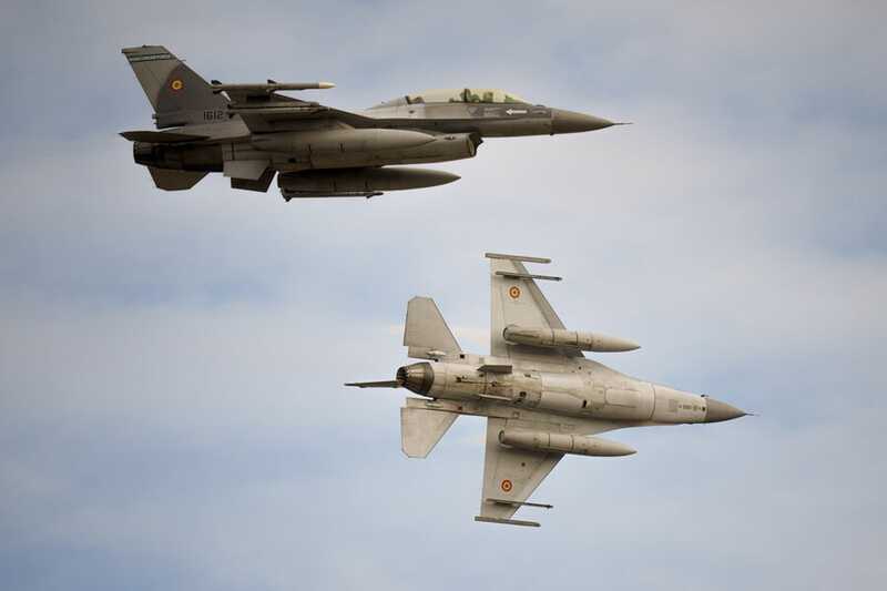 Бельгия пообещала передать Украине несколько боевых самолётов F-16