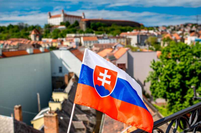 Словакия возобновила выдачу туристических виз для граждан России